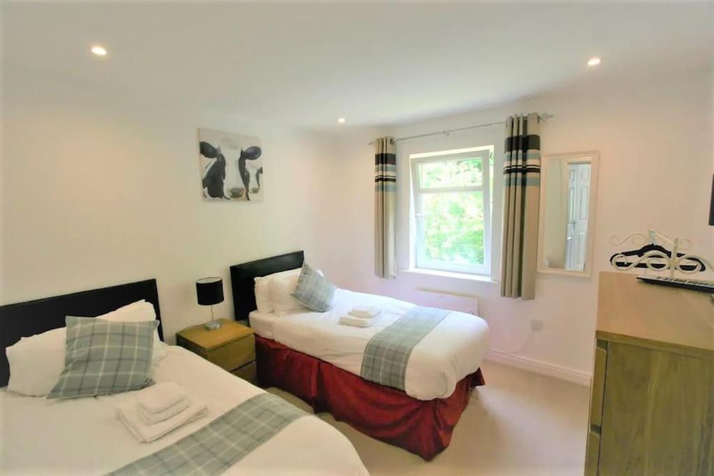 Beautiful Loch Side Apartment With Panoramic Views Fort William Exterior foto